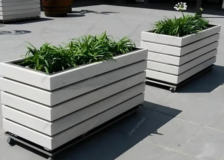 What Is The Difference Between A Flower Pot And A Planter?